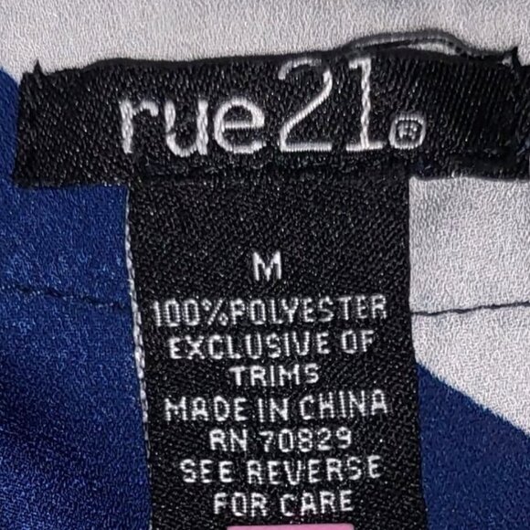 RUE 21 | Multi-Color Checkered Chest Pockets Casual Blouse - Picture 6 of 9